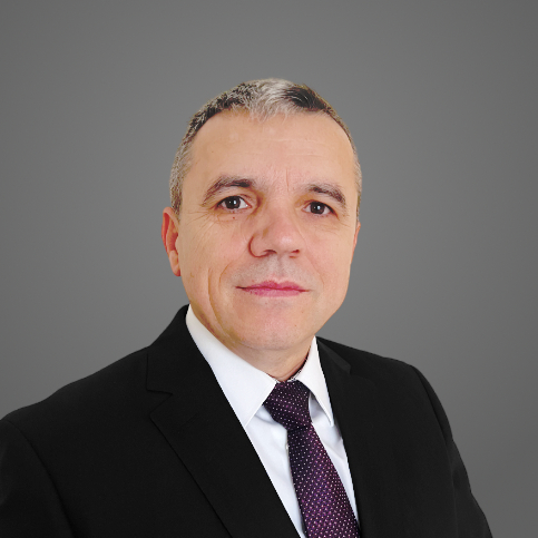 Mindák István - Befektetési kapcsolattartó